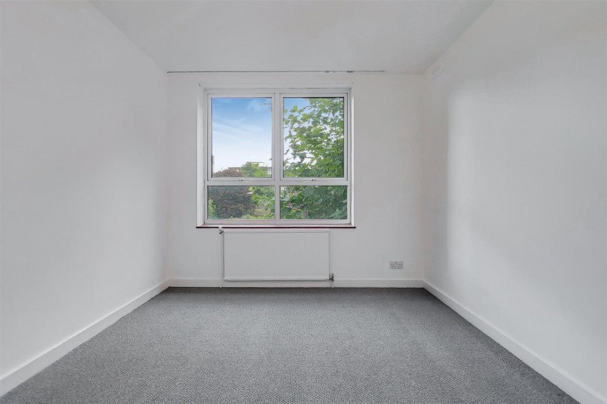 Images for Holmbush Road, London