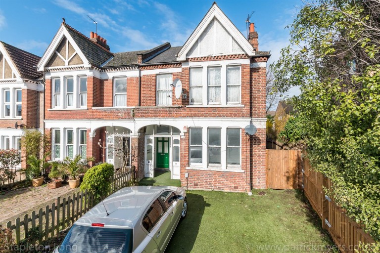 Valley Road, Streatham