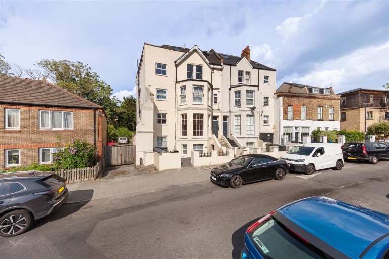 Hamilton Road, London