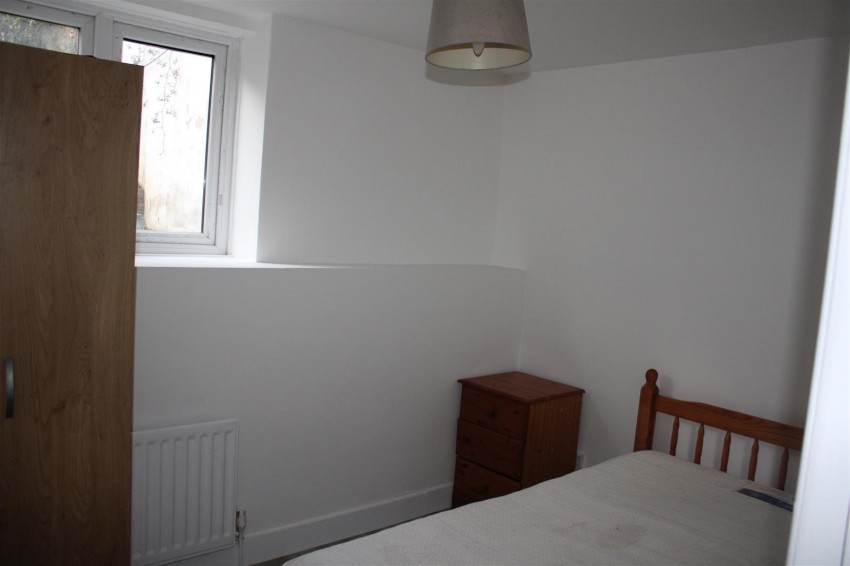 Images for Gleneagle Road, London