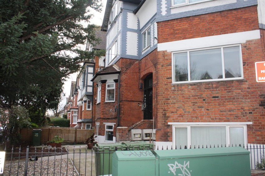 Images for Gleneagle Road, London