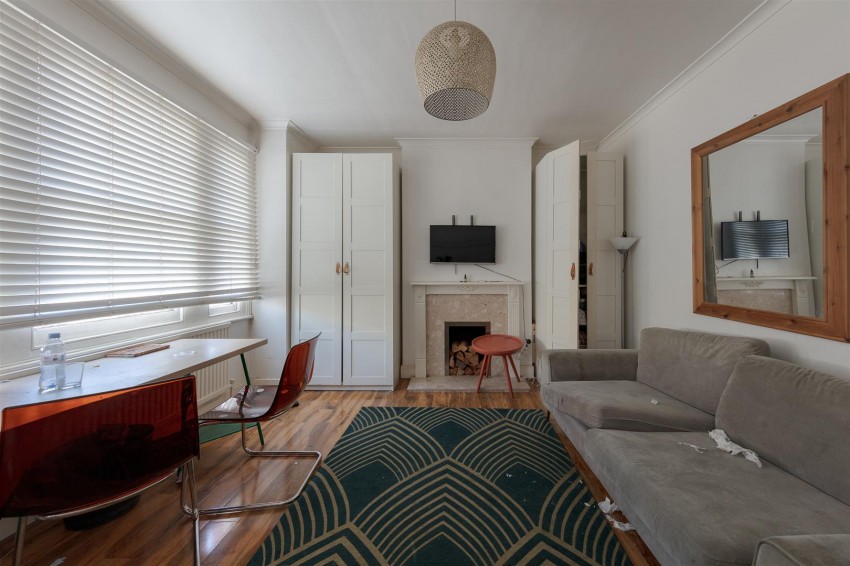 Images for Gipsy Road, London