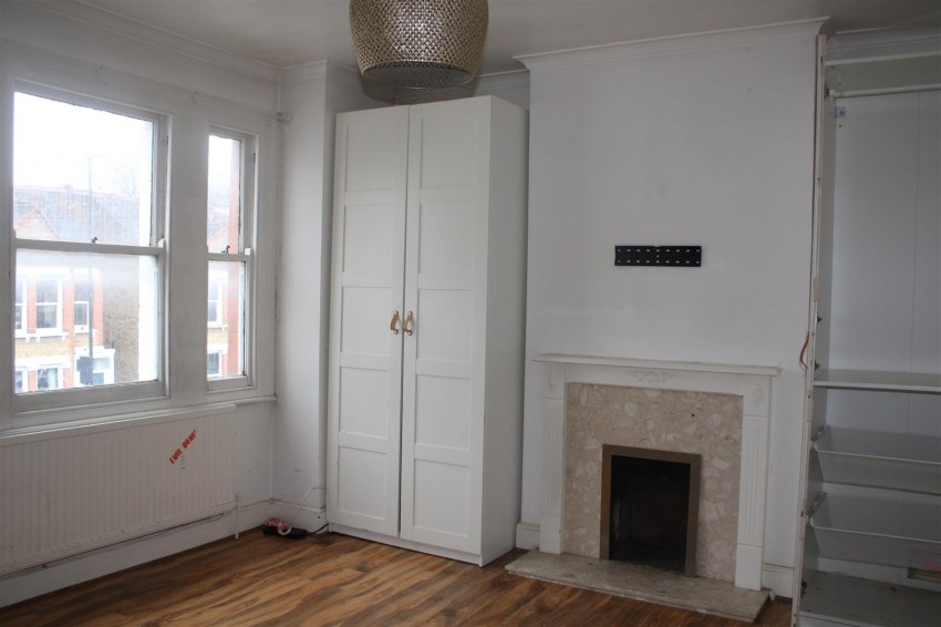 Images for Gipsy Road, London