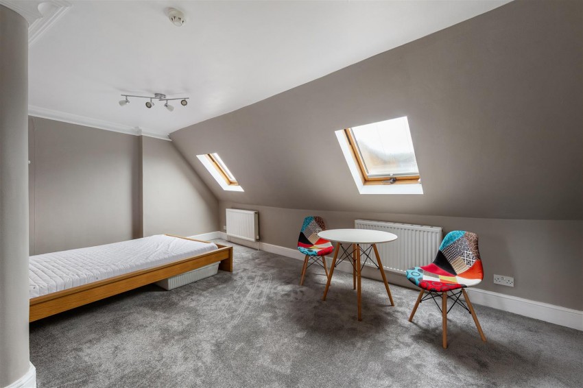 Images for Knights Hill, London