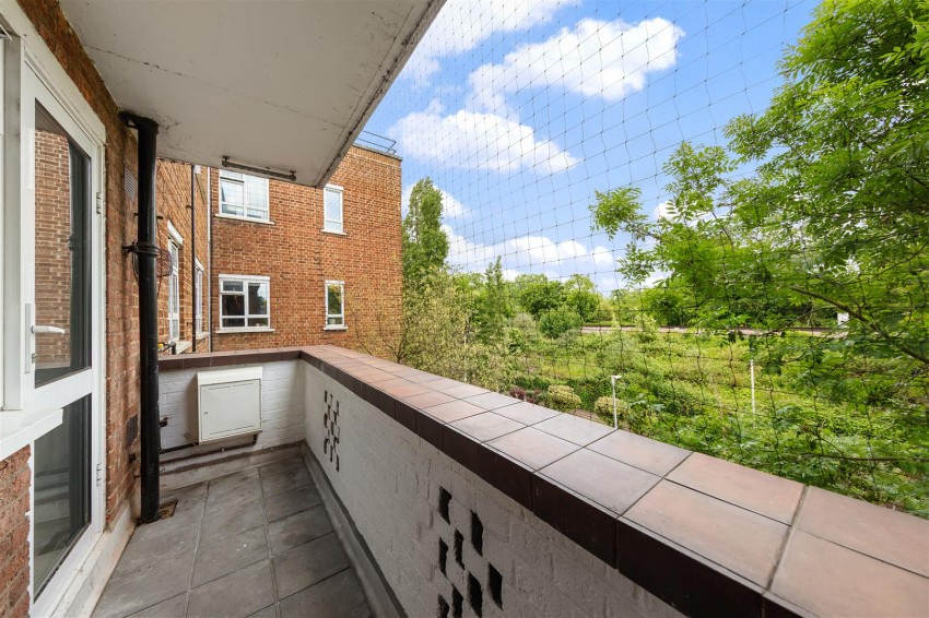 Images for Glazebrook Close, London