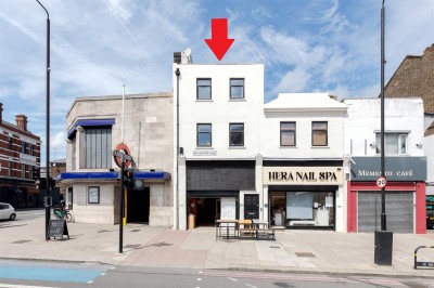 Balham High Road, London